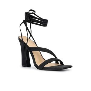New York & Company Womens 6 M Black Strappy Square Heels NIB YO9